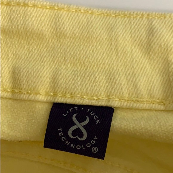 NYDJ yellow jeans lift tuck technology in size 34 - Picture 9 of 11